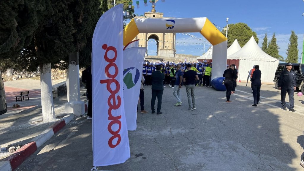 Ooredoo accompagne Algérie Poste lors de la finale de “La Marche des Facteurs”